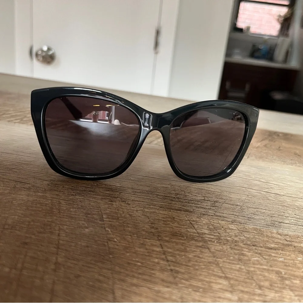 Ferragamo Square Cateye Sunglasses - Picture 9 of 9